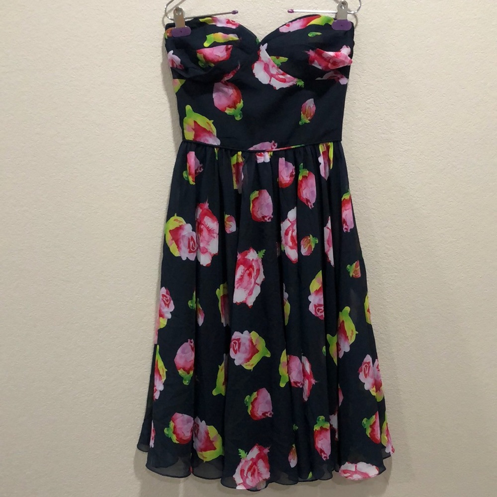 Unique vintage floral circle dress